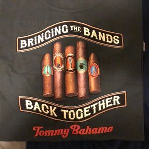 NEW Tommy Bahama Graphic Tee